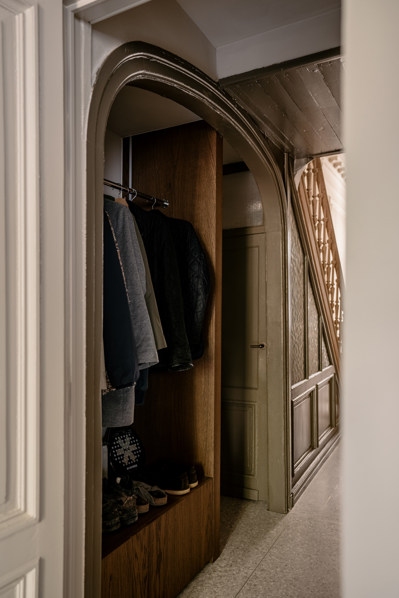 HM-hint maakt-berchem-Hannelore Veelaert-A7404588-HDR-lo res